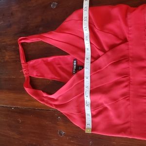 Flirty with pockets.. ike new. adorable. pleating on bodice. Elastic waist back